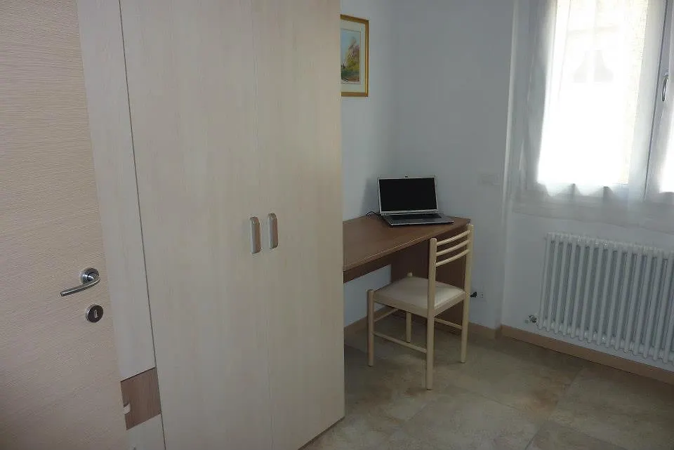 Residence Giuliana Dervio 0*,